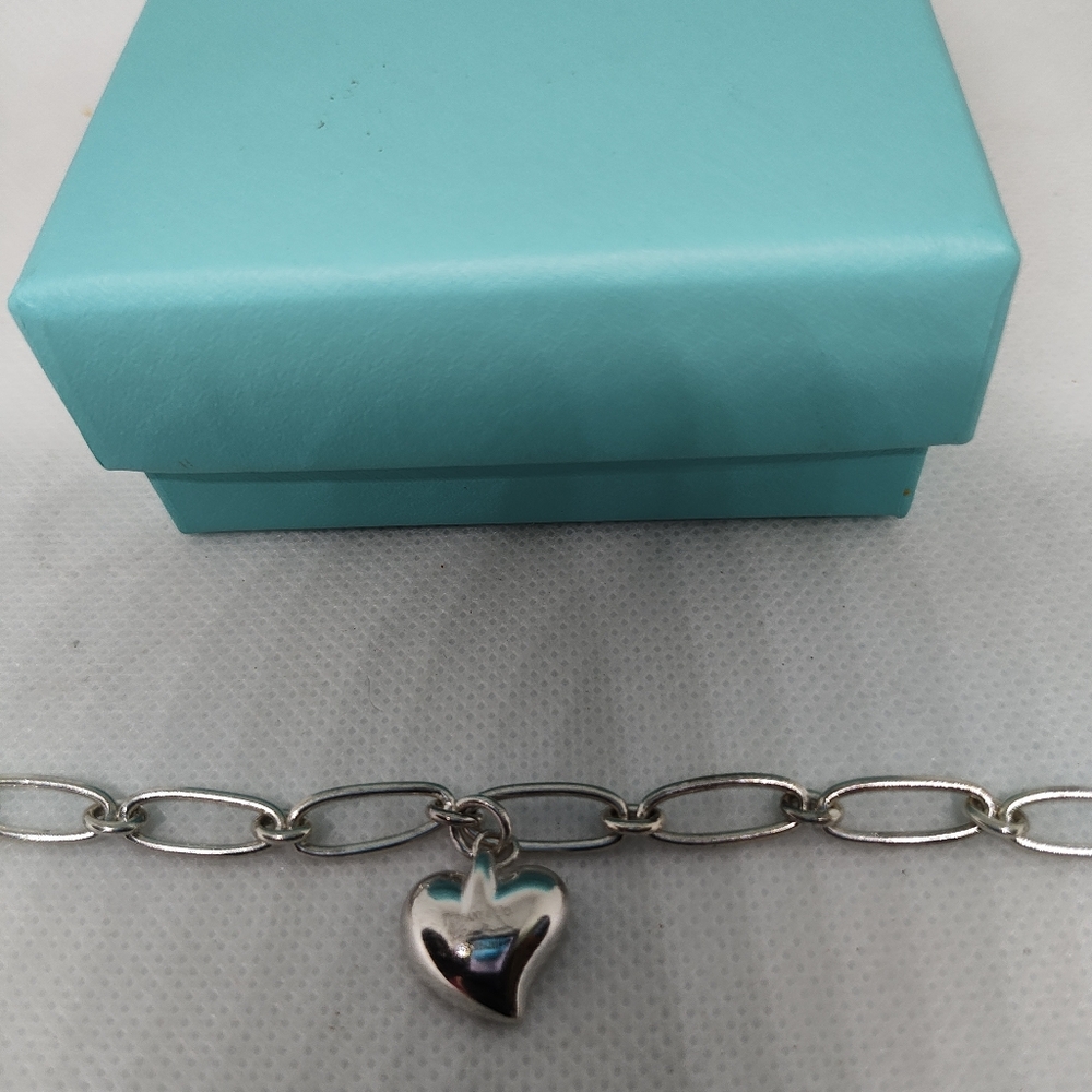 Tiffany & Co. Full Carved Heart Elsa Peretti Bracelet in Sterling Silver